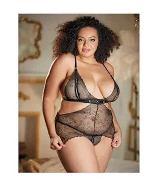 Allure Lace Peek A Boo Chemise & Ouverte G-string — image 4 of 5