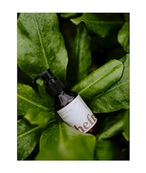 Shefresh Nourishing Intimate Cleanser — image 2 of 3