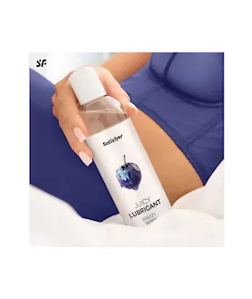 Satisfyer Juicy Lubricant Breezy Berry 300ml — image 7 of 8