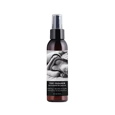 hemp seed misting toy cleaner