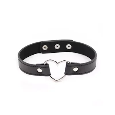 kinki heart collar