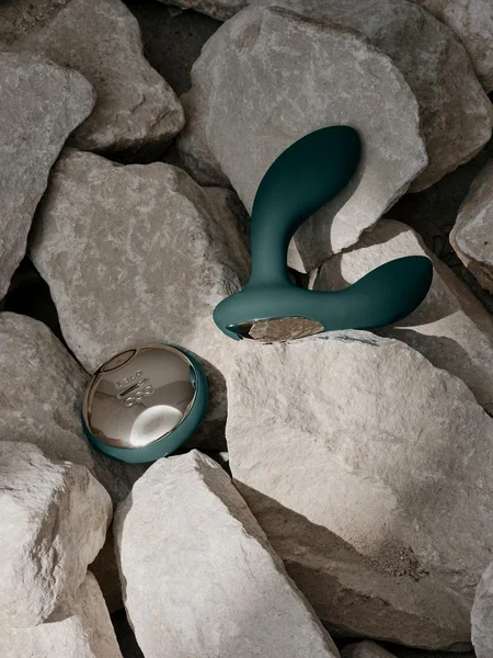 Lelo Hugo 2 Remote Control Rechargeable Prostate Massager — image 6 of 7