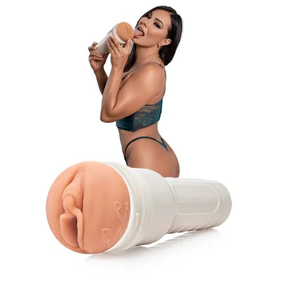 fleshlight girls esperanza gomez signature vagina amante