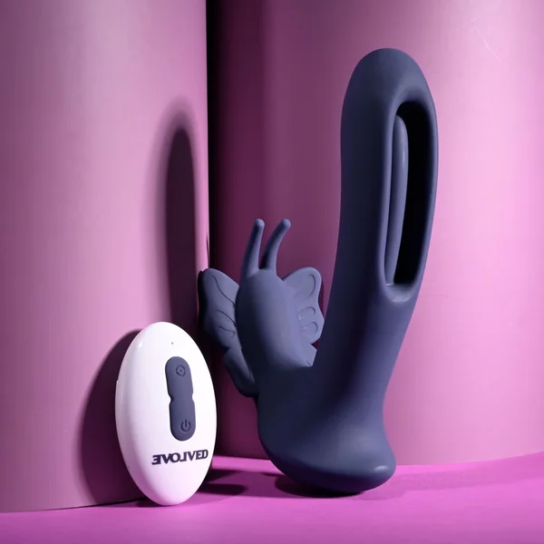 Lord of the Wings - Flapping Vibrator by Evolved — image 3 of 5