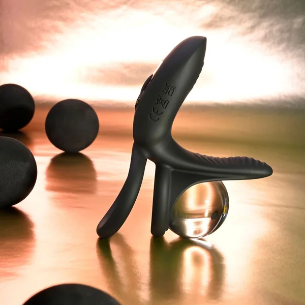 Playboy Pleasure - Just Right Vibrating Cock Ring — image 5 of 5
