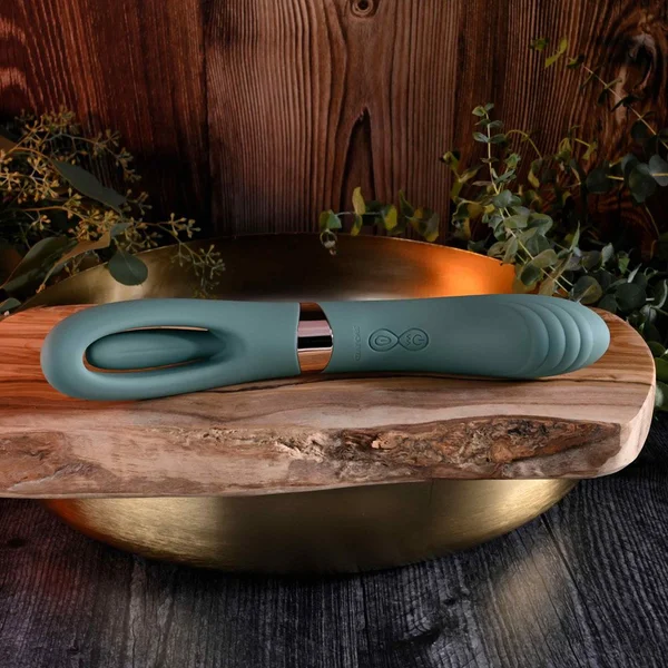Chick Flick Vibrator by Evolved — image 2 of 5