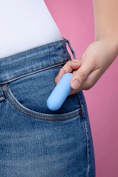 Le Wand Mini Silicone 2.9" Bullet Vibrator — image 5 of 6