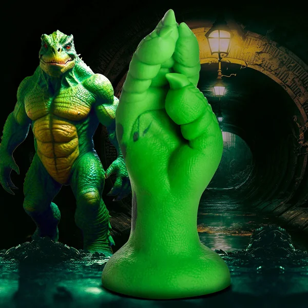 Creature Cocks Raptor Claw Fisting Silicone Dildo - Green 21.8 cm Claw Fantasy Dildo — image 2 of 10
