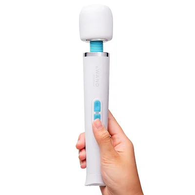 le wand classique petite cordless 97 vibrating wand massager