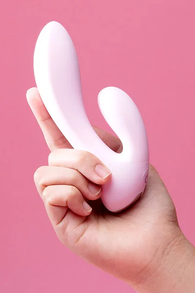 Le Wand Mini G-Double 5.5" Rabbit Vibrator — image 5 of 6