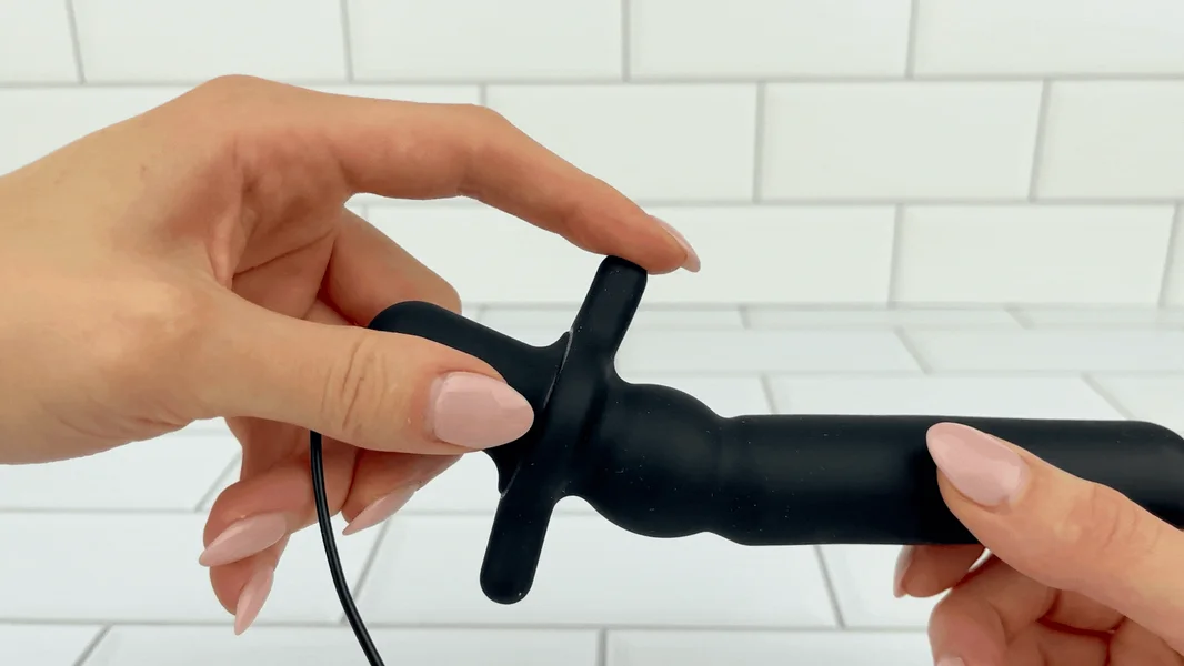 7 Function Silicone Vibrating Anal Toy — image 4 of 9