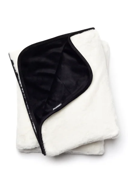 Liberator Fascinator Fur Queen Throw — image 5 of 16
