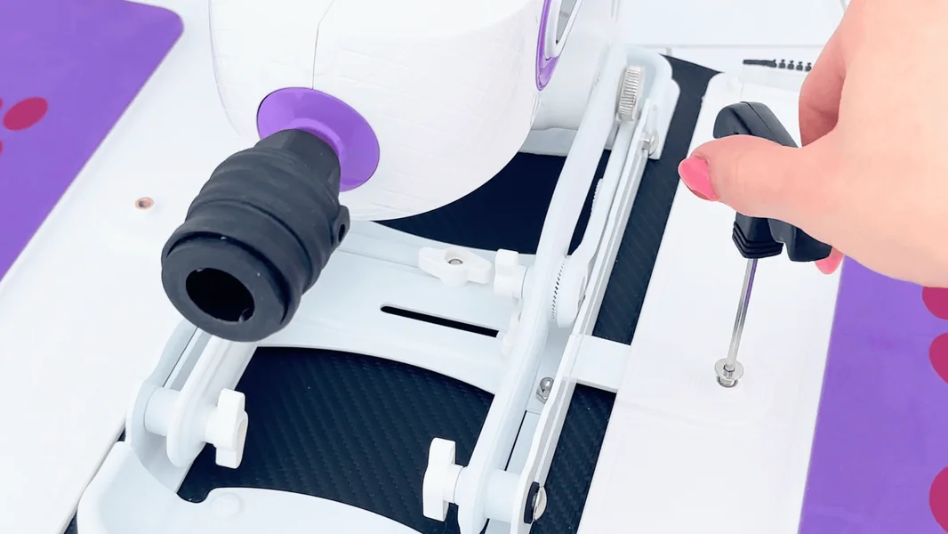 Thrusting Automatic Sex Machine - Lie Back & Experience Deep, Lifelike Thrusting At Your Own Pace! — image 18 of 21