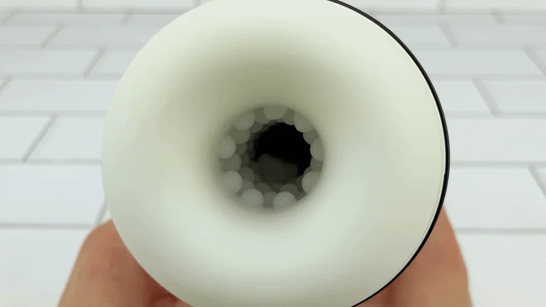 The Jax Male Masturbator – Sucks, Vibes & Moans for the Fastest Finish of Your Life! — image 4 of 12