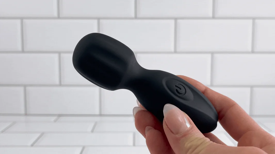 Ultra Mini Silicone Power Wand - X-Strong, Discreet Pleasure! — image 6 of 10