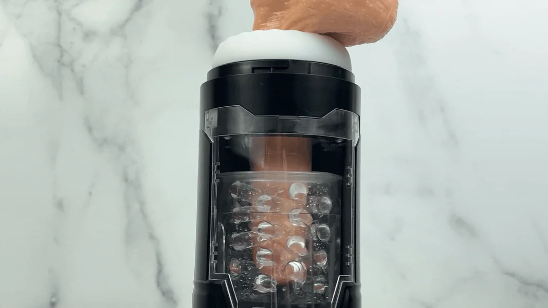 Buzzer Beater - Waterproof Thrusting and Rotating Male Masturbator — image 10 of 12