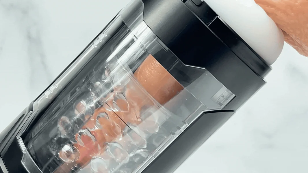 Buzzer Beater - Waterproof Thrusting and Rotating Male Masturbator — image 12 of 12