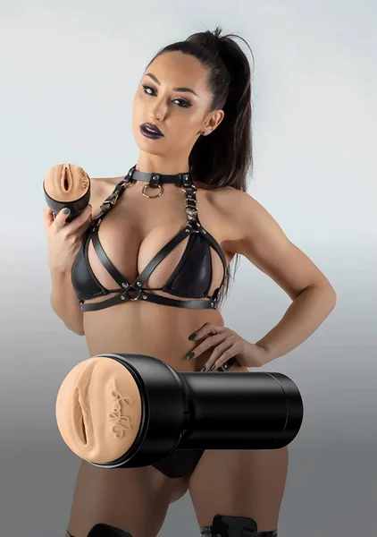Feel Reya Sunshine — image 4 of 5
