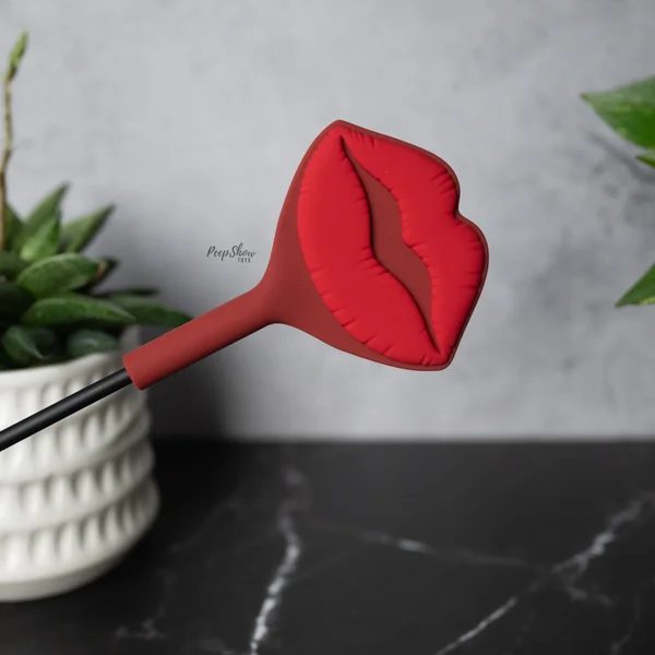 Ex's and Oh's Kiss Crop — image 13 of 19