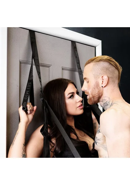 Behind Closed Doors - Adjustable Door Hanging Sex Swing — image 8 of 9