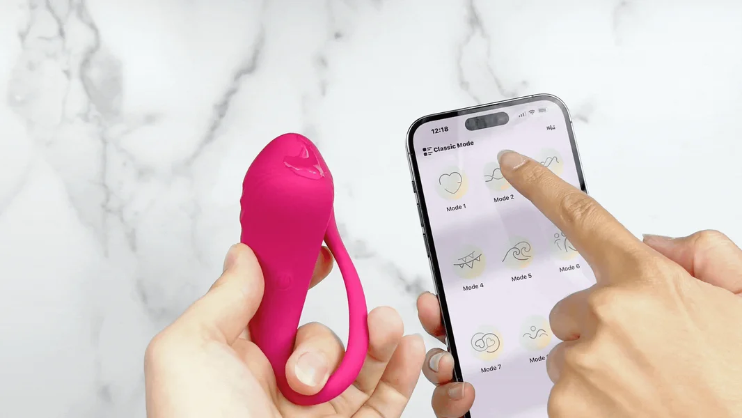 Vibrating G-Spot Egg Massager with Bluetooth App Control — image 2 of 14