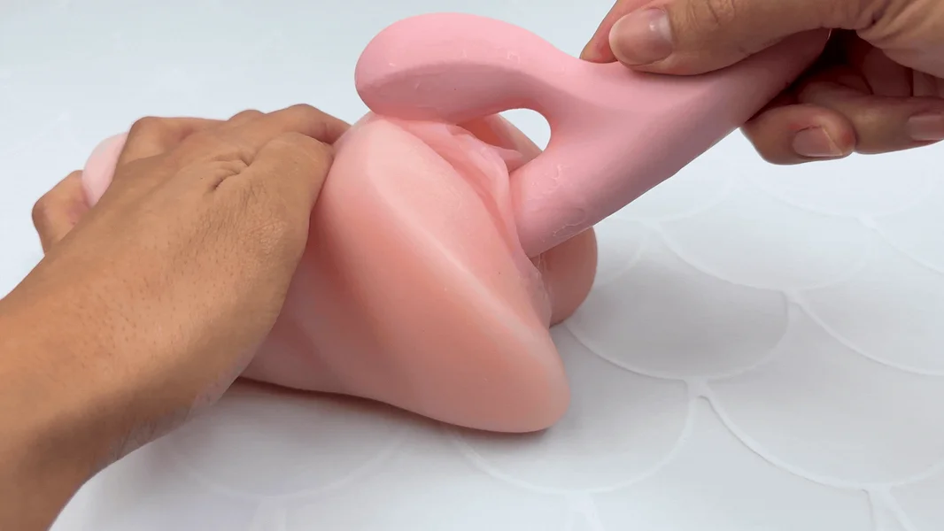G-Spot Rechargeable Silicone Rabbit Vibe - Powerful Dual Stimulation! — image 8 of 12