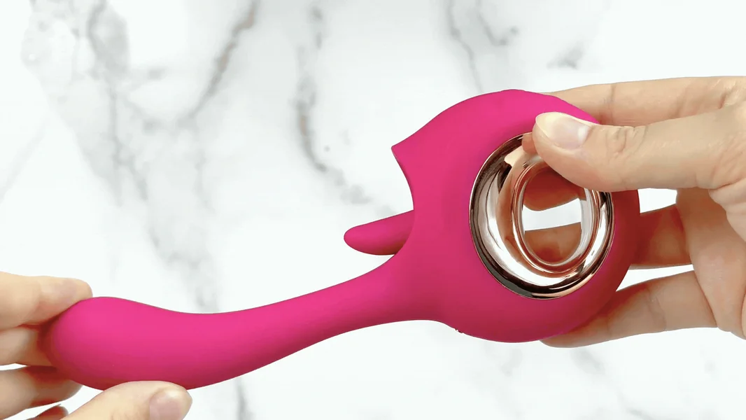 Flutter-Gasm Licking Tongue & G-Spot Dual Action Vibe - Powerful and Waterproof! — image 6 of 9