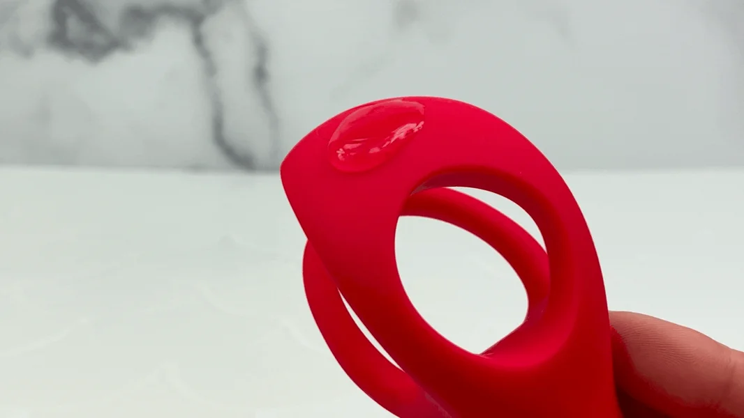 Lover's Rose Dual Cock-ring - Strong Vibrations in 2 Motors! — image 6 of 10