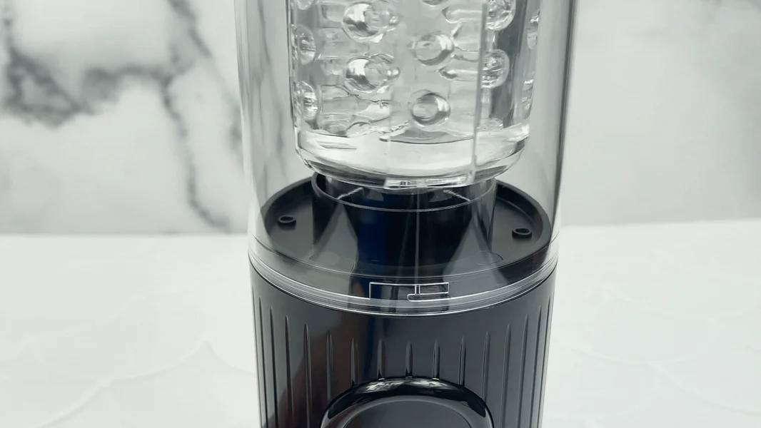 Spinning Suction Stroker - Thrusting & Rotating Male Masturbator — image 4 of 11