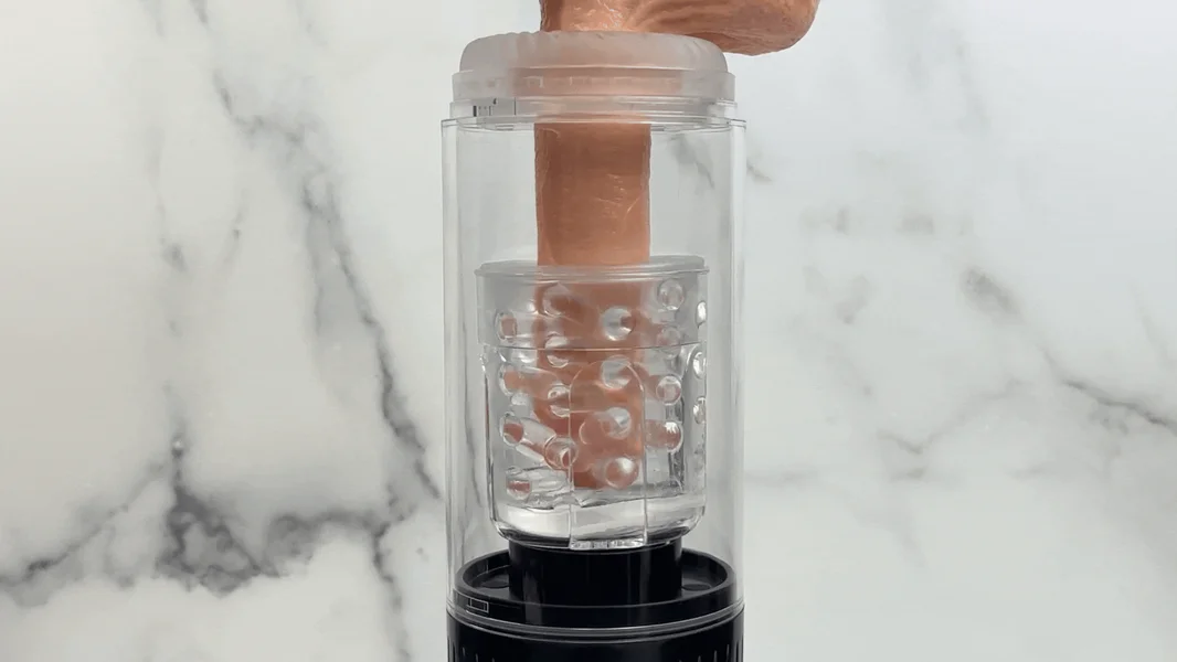 Spinning Suction Stroker - Thrusting & Rotating Male Masturbator — image 8 of 11