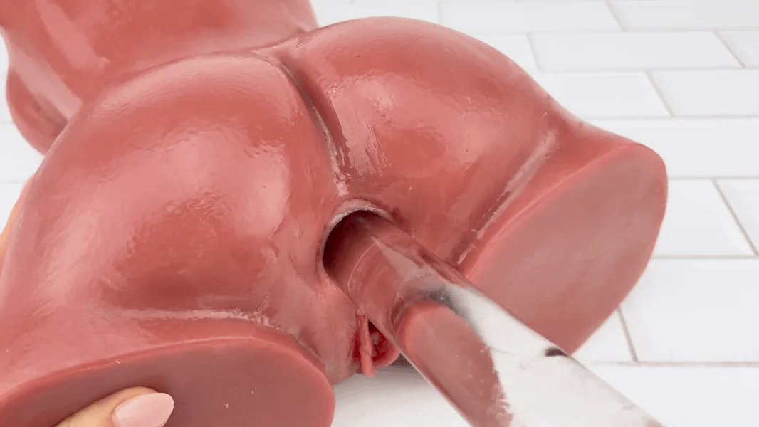 Curvy Realistic Sex Doll - Lifelike Size & Almost 20 Pounds! — image 4 of 10