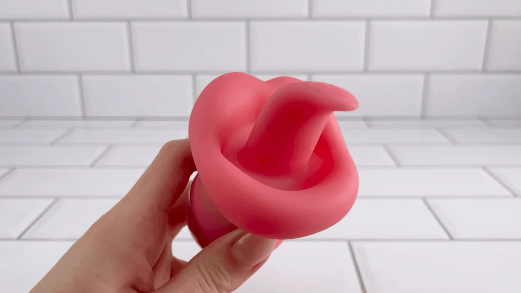 Lavish Licker Clitoral Tongue — image 10 of 18