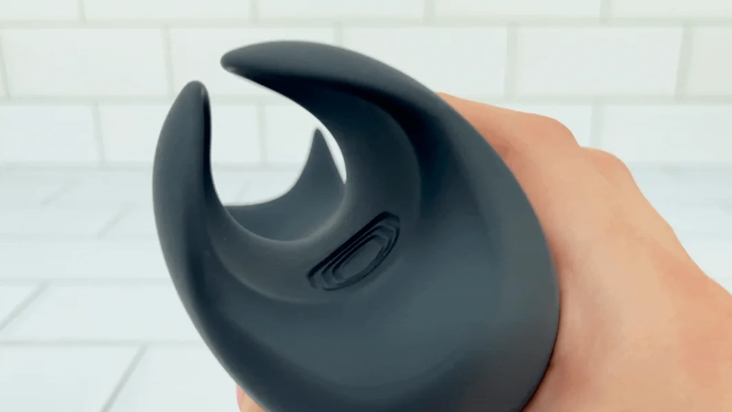 Thumping Tip Teasing Stroker — image 2 of 19