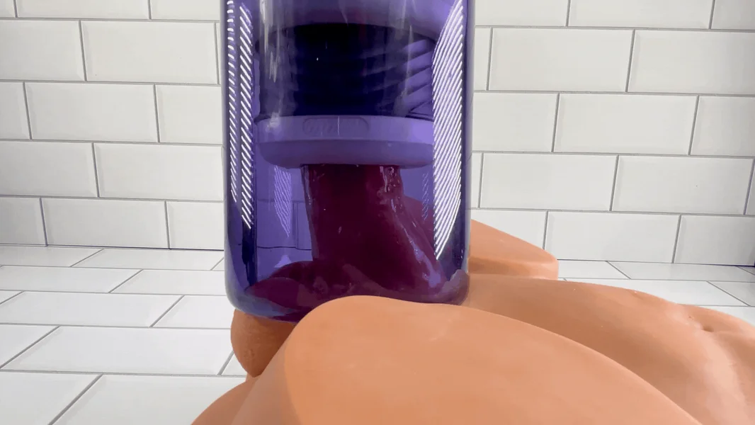 Super Series Adjustable Length Masturbator - Thrusting, Warming & Vibrating — image 4 of 20