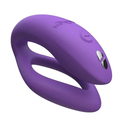 we vibe sync o rechargeable silicone couples vibrator with remote control
