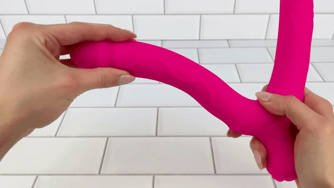 Bendy Silicone Double Dildo Vibrator with Clit Teaser - Fulfill DP Fantasies or Buzz Your Clit with the Vibrating Handle! — image 4 of 11