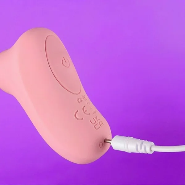 Mini suction delight — image 4 of 4