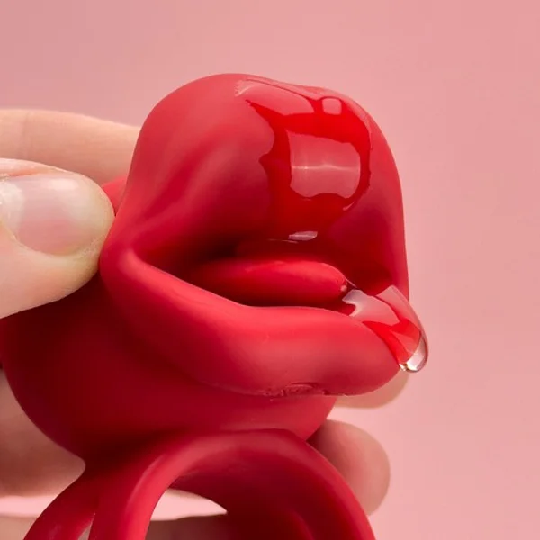 Kiss me — image 6 of 6