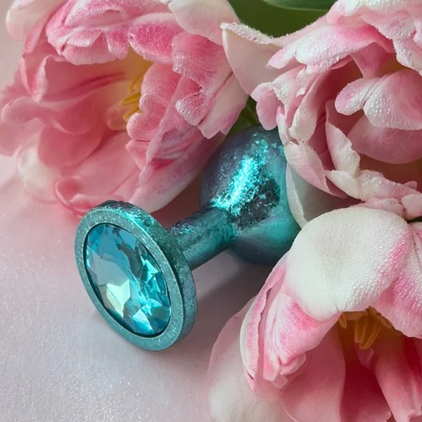 Booty crystal — image 3 of 6