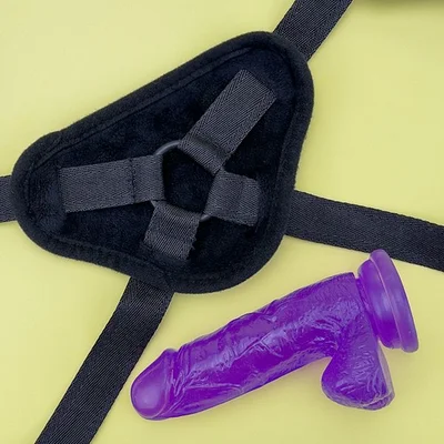 soft touch harness and 6 dildo set