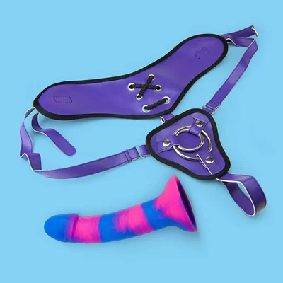 wide back vegan harness and 6 34 silicone dildo set
