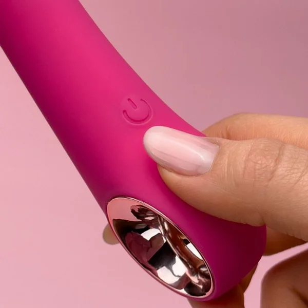 Cosmo G — image 5 of 6