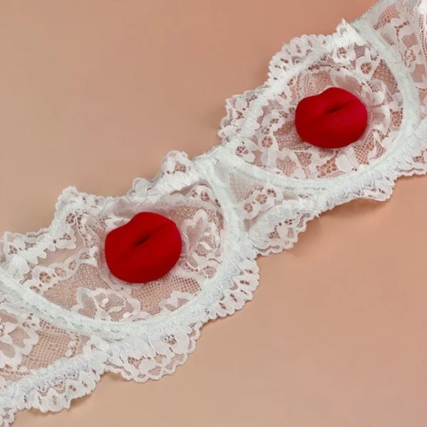 Nip kissers — image 5 of 6
