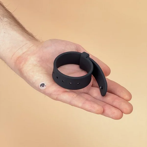Adjustable band — image 2 of 5