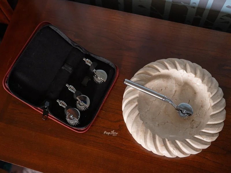 Stainless Steel Pinwheel 4-Pack Advanced Kit with Storage Case, by Rouge — image 4 of 14