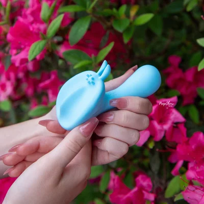 averi 10 function rabbit ears vibrator with soft grinding base