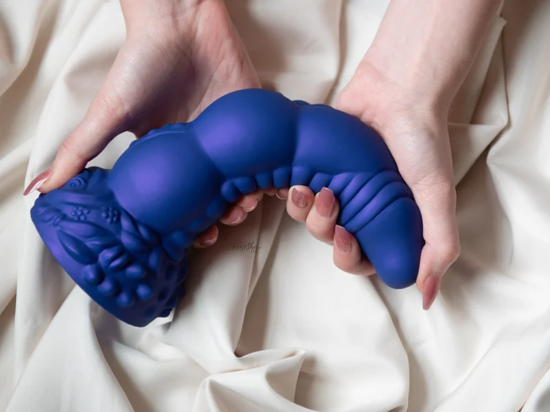 XXL Demon Dildo, Squishy Silicone Fantasy Toy — image 13 of 20