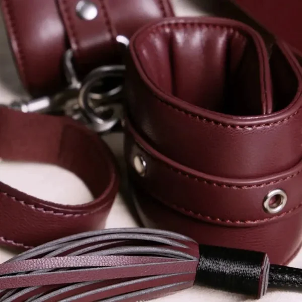 abbie x Normal The Kink Kit — image 3 of 8