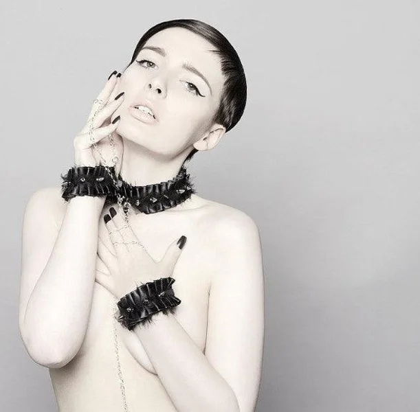 Spiked Collar Set - Fräulein Kink — image 2 of 3