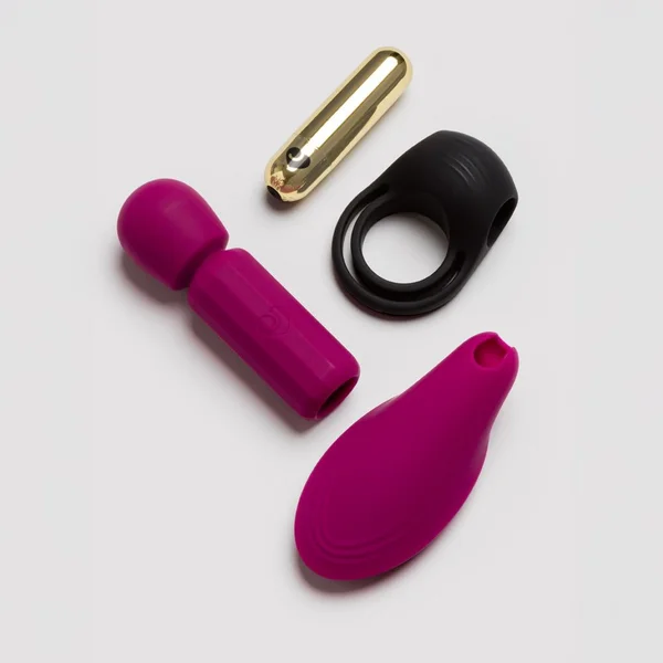 WOMANIZER  We-Vibe Romance Set (12 piece) — image 2 of 5
